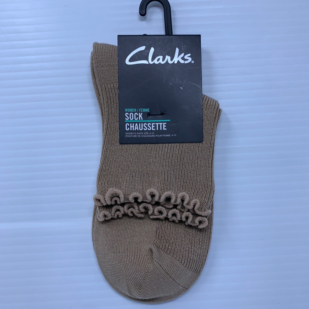 Clarks Womens 4-10 Khaki Tan Ruffle Lettuce Edge Ribbed Knit Crew Socks